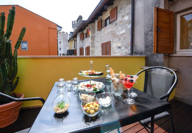 Ferienwohnung in Sirmione - 40- LA REGINA DI SIRMIONE Ferienwohnung in Sirmione - 40- LA REGINA DI SIRMIONE