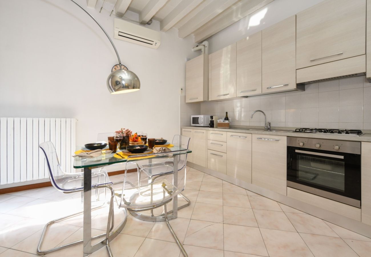 Ferienwohnung in Desenzano del Garda - 44- DesenzanoLoft Le Petit Bijou – Restyling 2025 