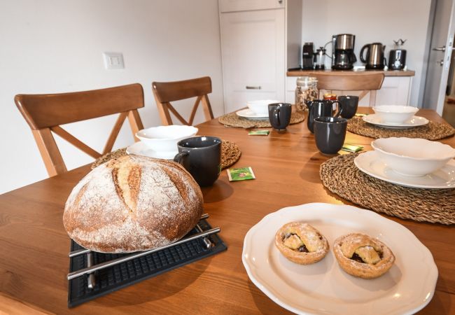 Ferienwohnung in Salò - Al Ponte by Garda FeWo Ferienwohnung in Salò - Al Ponte by Garda FeWo