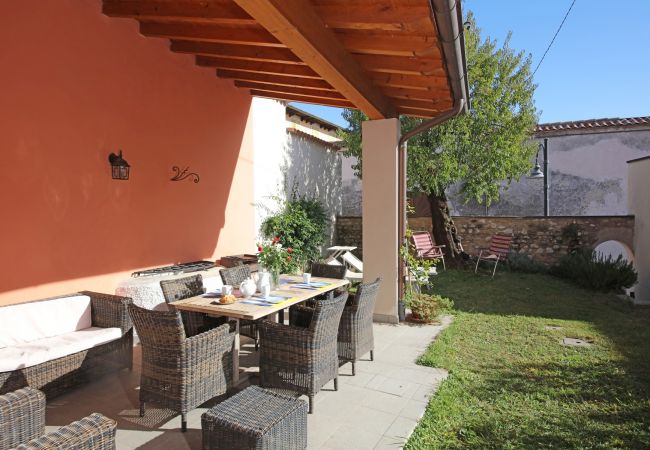 Ferienhaus in Moniga del Garda - La Casetta Ferienhäuser Moniga del Garda