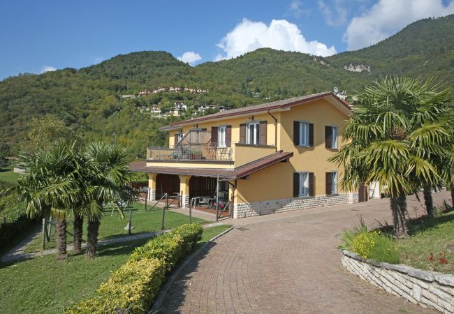 Ferienwohnung in Tignale - Piccolo Ragno 10 Balcony