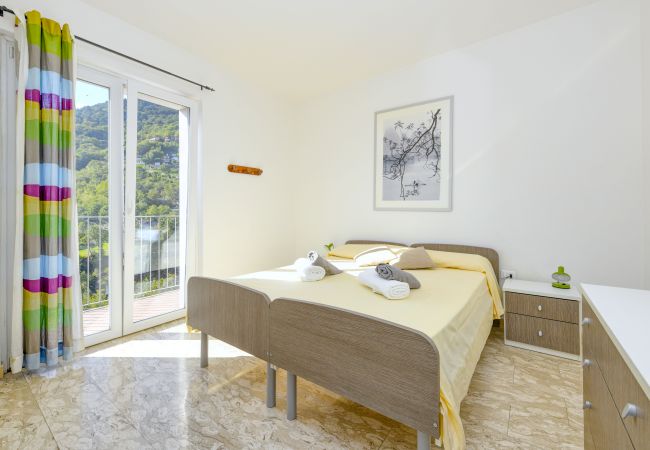 Ferienwohnung in Tignale - Piccolo Ragno 10 Balcony Ferienwohnung in Tignale - Piccolo Ragno 10 Balcony