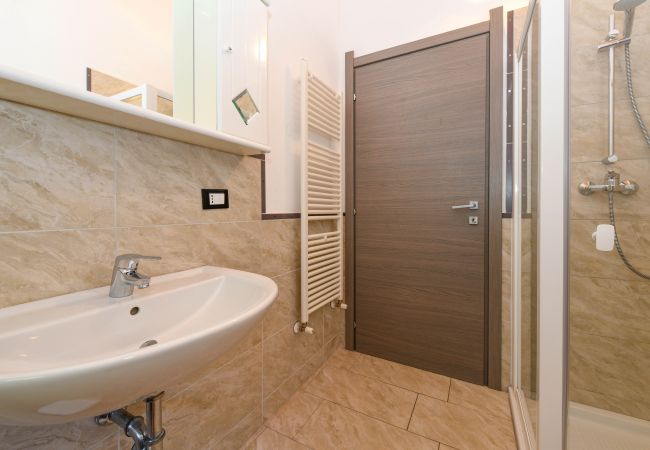 Ferienwohnung in Tignale - Piccolo Ragno Anna Ferienwohnung in Tignale - Piccolo Ragno Anna