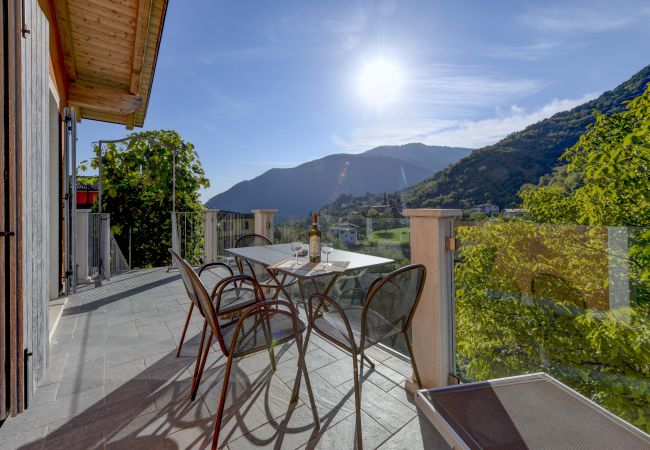 Ferienwohnung in Tignale - Piccolo Ragno Anna Ferienwohnung in Tignale - Piccolo Ragno Anna