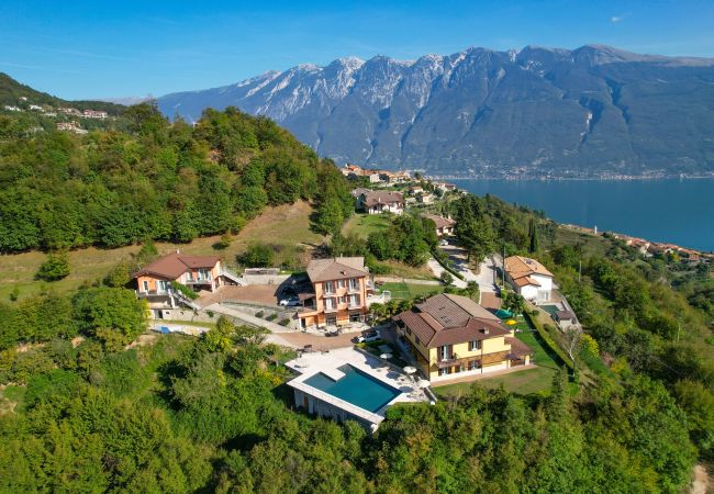 Ferienwohnung in Tignale - Piccolo Ragno Anna Ferienwohnung in Tignale - Piccolo Ragno Anna