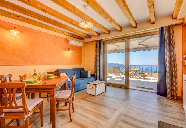 Ferienwohnung in Tignale - Barone - adults only apartment Ferienwohnung in Tignale - Barone - adults only apartment