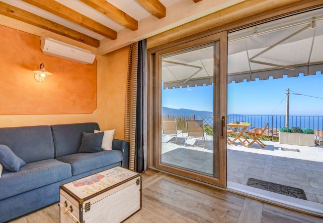 Ferienwohnung in Tignale - Barone - adults only apartment Ferienwohnung in Tignale - Barone - adults only apartment