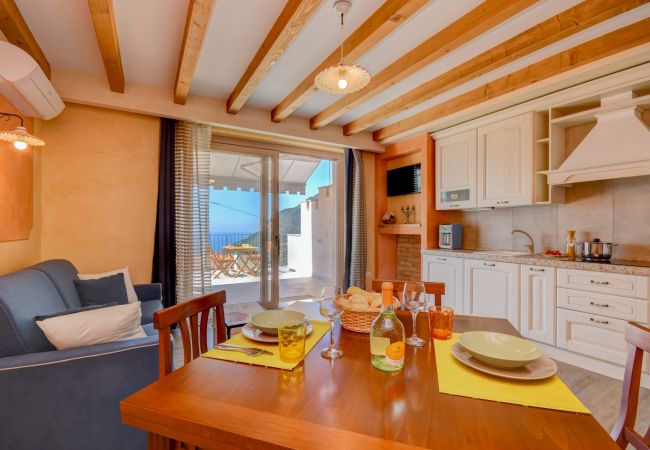 Ferienwohnung in Tignale - Barone - adults only apartment Ferienwohnung in Tignale - Barone - adults only apartment