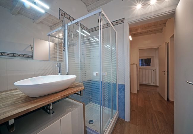 Ferienwohnung in Salò - L'Orologio by Garda FeWo Ferienwohnung in Salò - L'Orologio by Garda FeWo