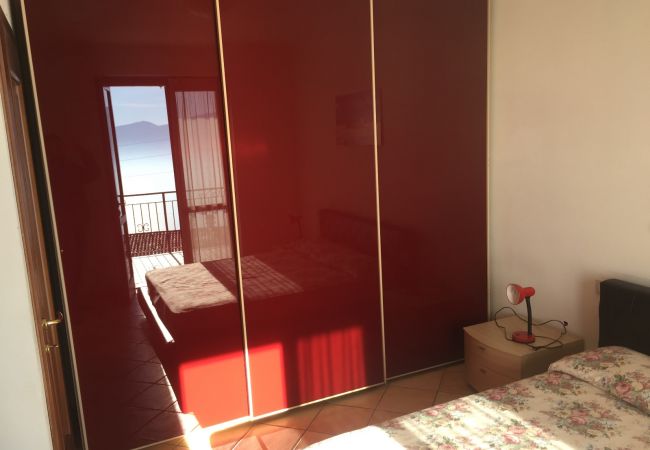 Ferienwohnung in Tignale - Infinity by Garda FeWo Ferienwohnung in Tignale - Infinity by Garda FeWo