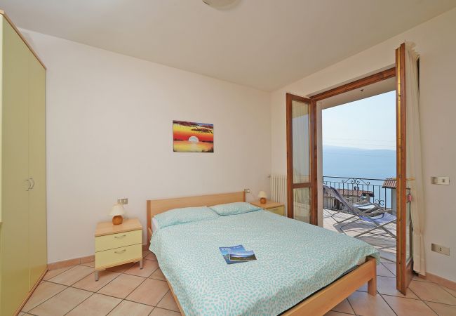 Ferienwohnung in Tignale - Luna by Garda FeWo Ferienwohnung in Tignale - Luna by Garda FeWo