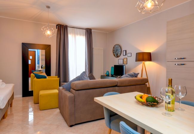 Studio in Desenzano del Garda - 60 - Le Château de Margot Studio in Desenzano del Garda - 60 - Le Château de Margot