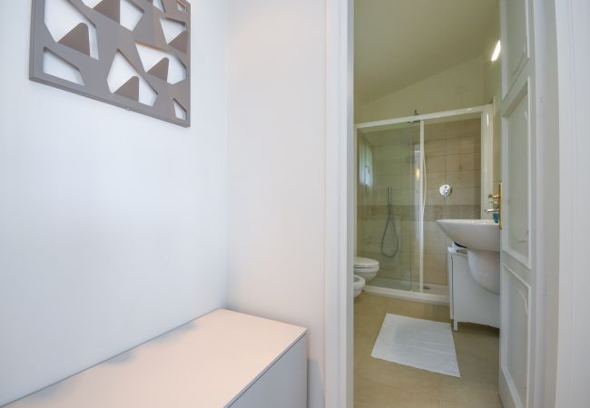 Ferienwohnung in Gardone Riviera - Cupido by Garda FeWo Ferienwohnung in Gardone Riviera - Cupido by Garda FeWo