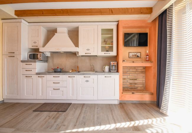 Ferienwohnung in Tignale - Principe - adults only apartment Ferienwohnung in Tignale - Principe - adults only apartment