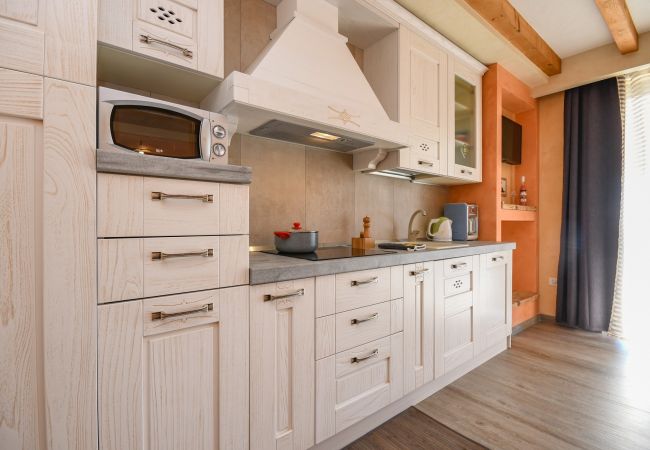 Ferienwohnung in Tignale - Principe - adults only apartment Ferienwohnung in Tignale - Principe - adults only apartment