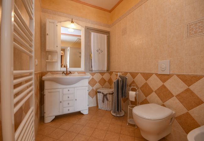 Ferienwohnung in Tignale - Principe - adults only apartment Ferienwohnung in Tignale - Principe - adults only apartment