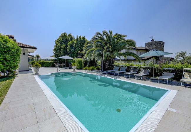 Villa in Moniga del Garda - Villa Stefano by Garda FeWo Villa in Moniga del Garda - Villa Stefano by Garda FeWo