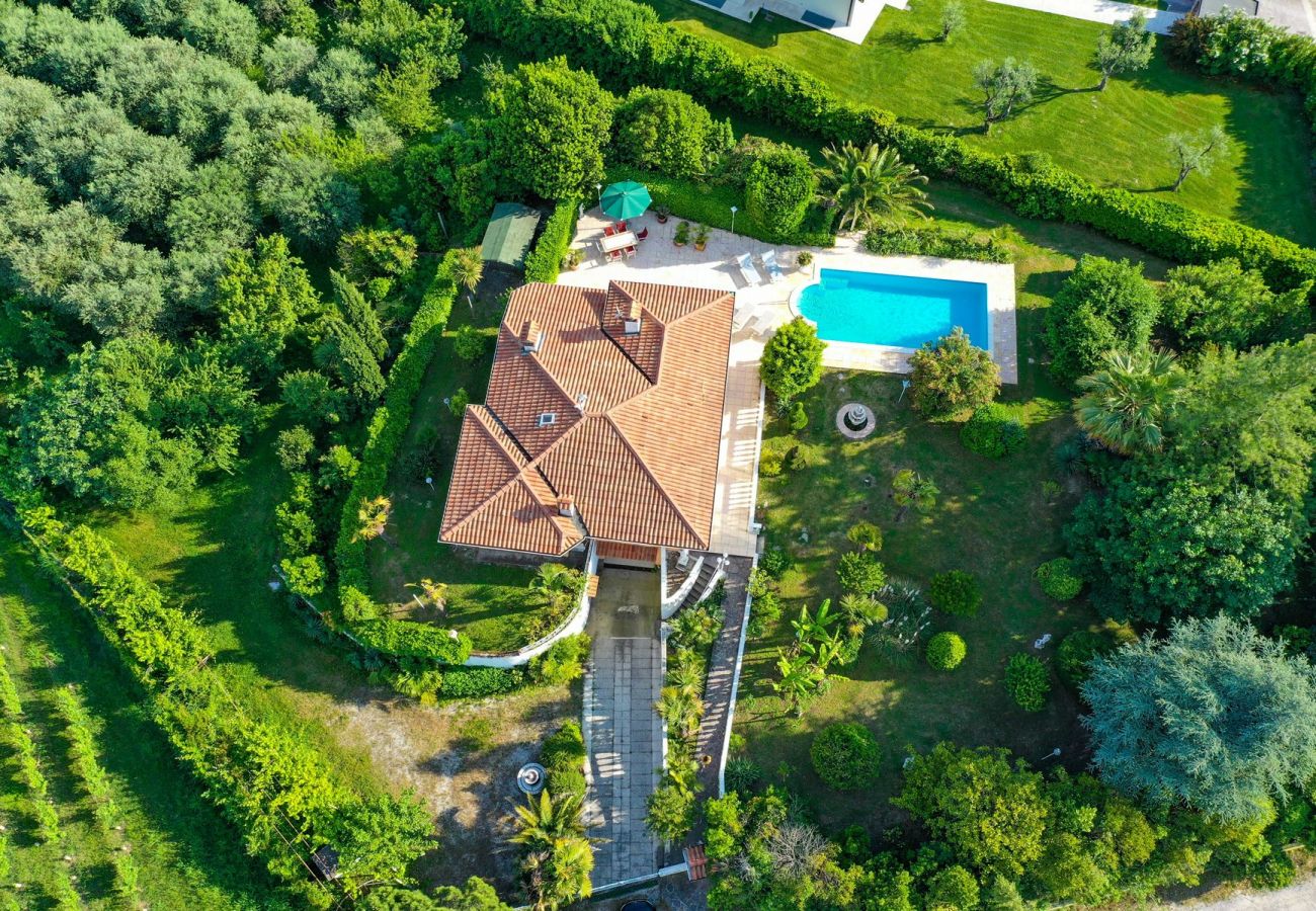 Villa in Moniga del Garda - Villa Stefano by Garda FeWo