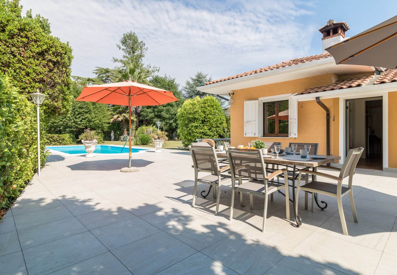 Villa in Moniga del Garda - Villa Stefano by Garda FeWo