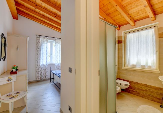 Ferienwohnung in Tignale - .melograno by Garda FeWo Ferienwohnung in Tignale - .melograno by Garda FeWo
