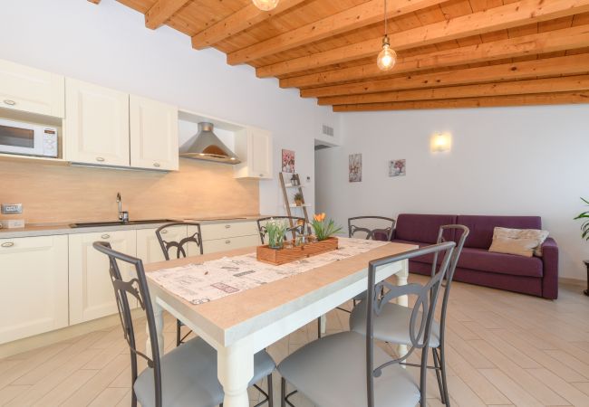 Ferienwohnung in Tignale - .melograno by Garda FeWo Ferienwohnung in Tignale - .melograno by Garda FeWo
