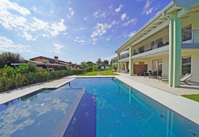 Doppelhaushälfte in Manerba del Garda - Gardaliva - Green Duplex 1 by Garda FeWo Doppelhaushälfte in Manerba del Garda - Gardaliva - Green Duplex 1 by Garda FeWo