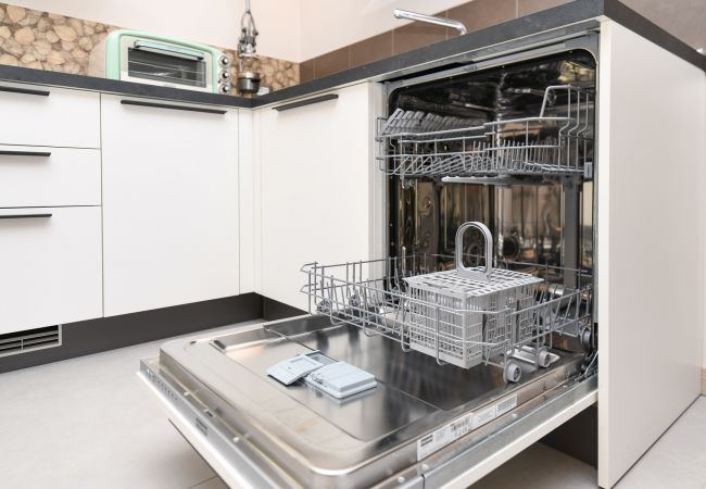 Ferienwohnung in Manerba del Garda - Gardaliva - Suite 5 by Garda FeWo Ferienwohnung in Manerba del Garda - Gardaliva - Suite 5 by Garda FeWo