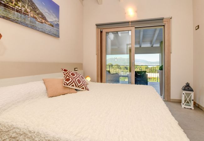 Ferienwohnung in Manerba del Garda - Gardaliva - Suite 5 by Garda FeWo Ferienwohnung in Manerba del Garda - Gardaliva - Suite 5 by Garda FeWo