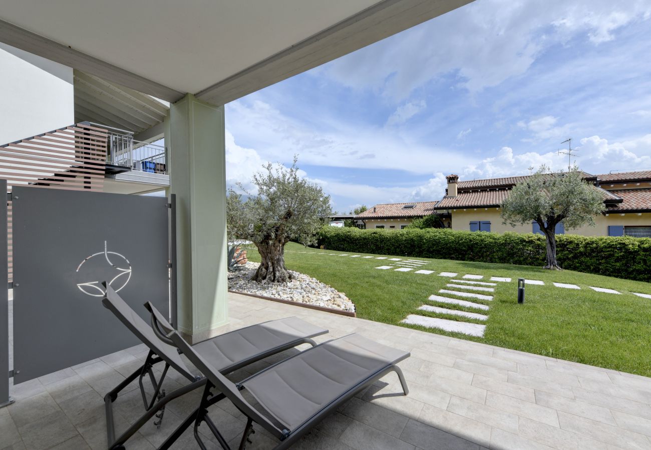 Doppelhaushälfte in Manerba del Garda - Gardaliva - Red duplex 2 by Garda FeWo