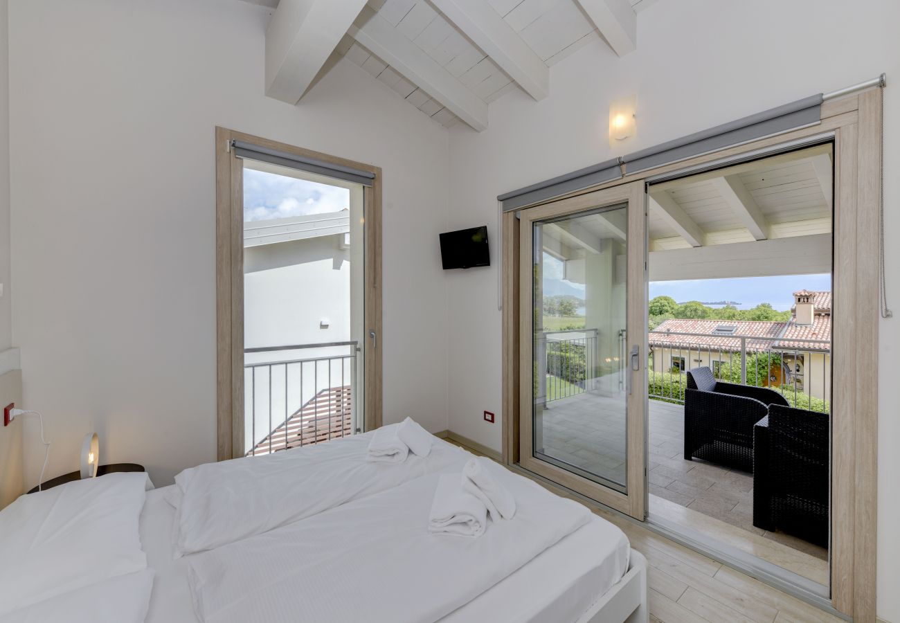 Doppelhaushälfte in Manerba del Garda - Gardaliva - Red duplex 2 by Garda FeWo
