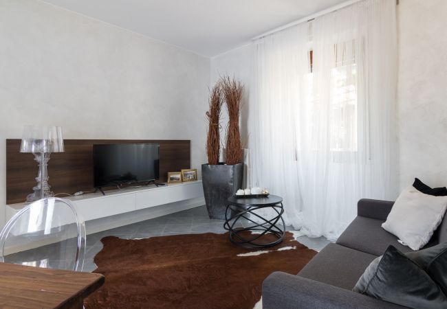 Ferienwohnung in Tignale - Rustico Minichètto - La Vigna by Garda FeWo Ferienwohnung in Tignale - Rustico Minichètto - La Vigna by Garda FeWo