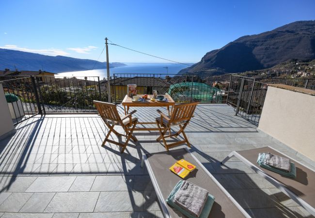 Ferienwohnung in Tignale - Conte - adults only apartment