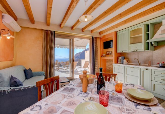 Ferienwohnung in Tignale - Conte - adults only apartment
