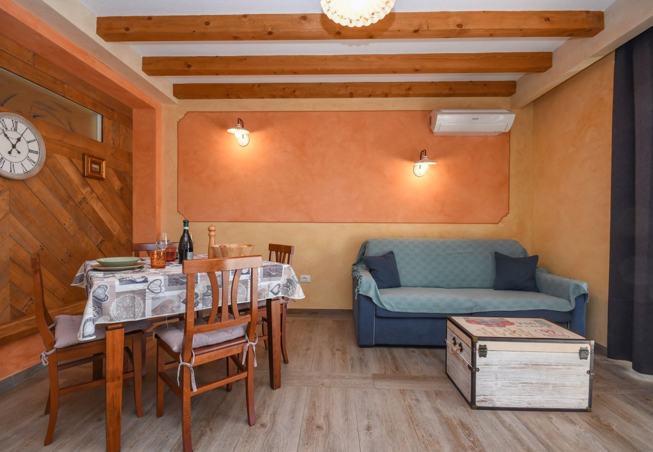 Ferienwohnung in Tignale - Conte - adults only apartment