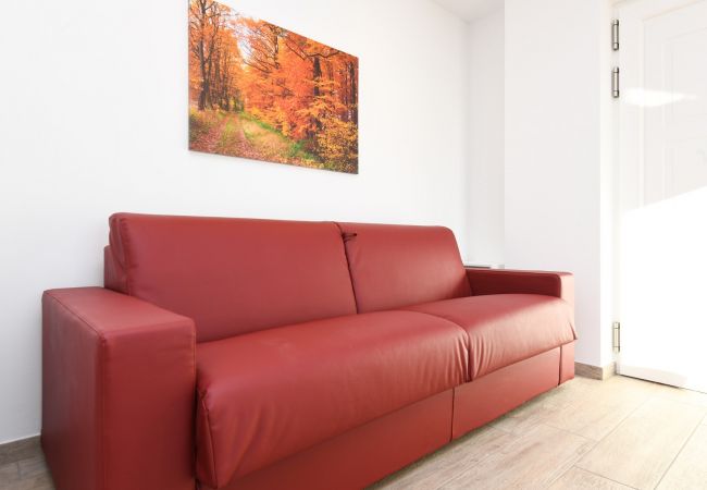 Ferienwohnung in Tignale - Orange House by Garda FeWo Ferienwohnung in Tignale - Orange House by Garda FeWo