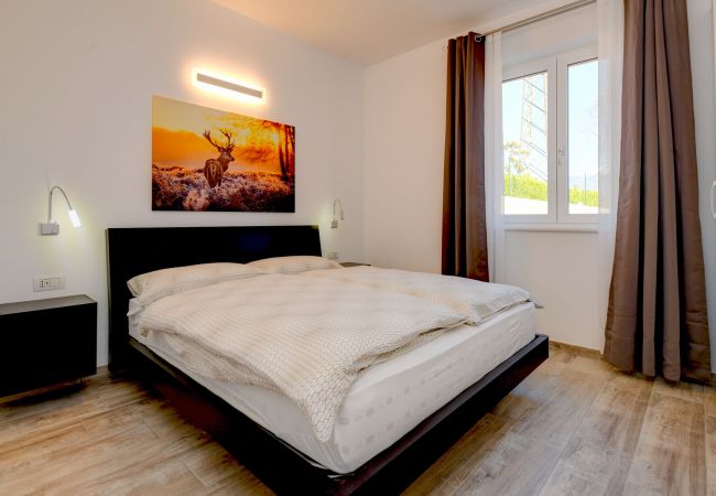 Ferienwohnung in Tignale - Orange House by Garda FeWo Ferienwohnung in Tignale - Orange House by Garda FeWo