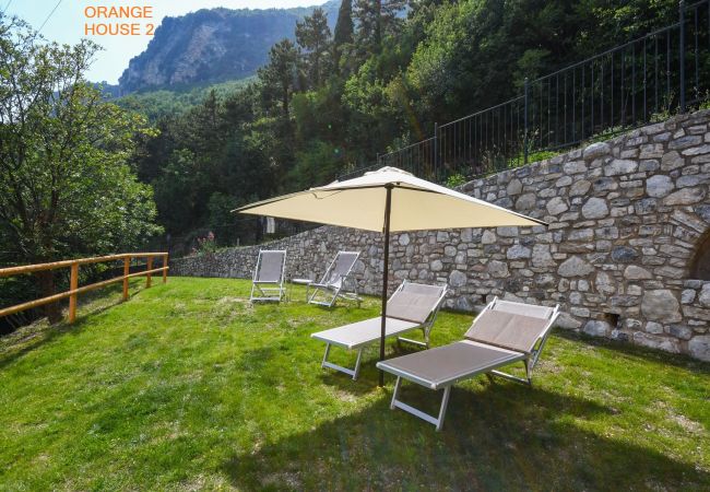 Ferienwohnung in Tignale - Orange House by Garda FeWo Ferienwohnung in Tignale - Orange House by Garda FeWo
