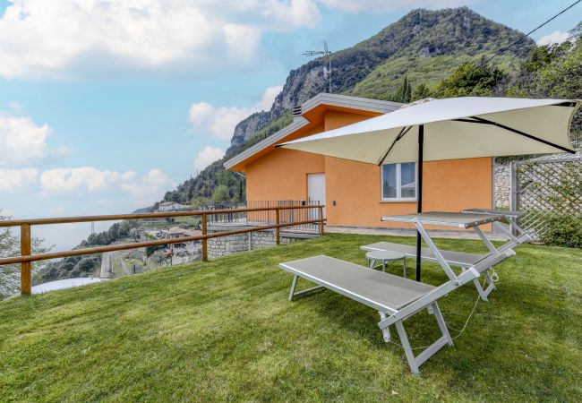 Ferienwohnung in Tignale - Orange House by Garda FeWo Ferienwohnung in Tignale - Orange House by Garda FeWo