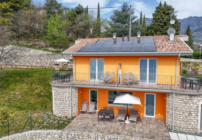 Ferienwohnung in Tignale - Orange House by Garda FeWo Ferienwohnung in Tignale - Orange House by Garda FeWo