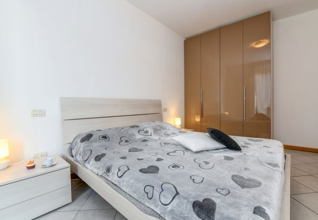 Ferienwohnung in Toscolano-Maderno - 6 Happiness by Garda FeWo Ferienwohnung in Toscolano-Maderno - 6 Happiness by Garda FeWo