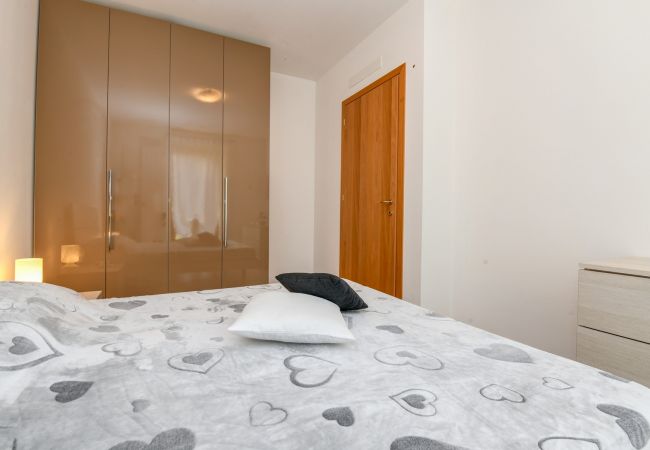 Ferienwohnung in Toscolano-Maderno - 6 Happiness by Garda FeWo Ferienwohnung in Toscolano-Maderno - 6 Happiness by Garda FeWo