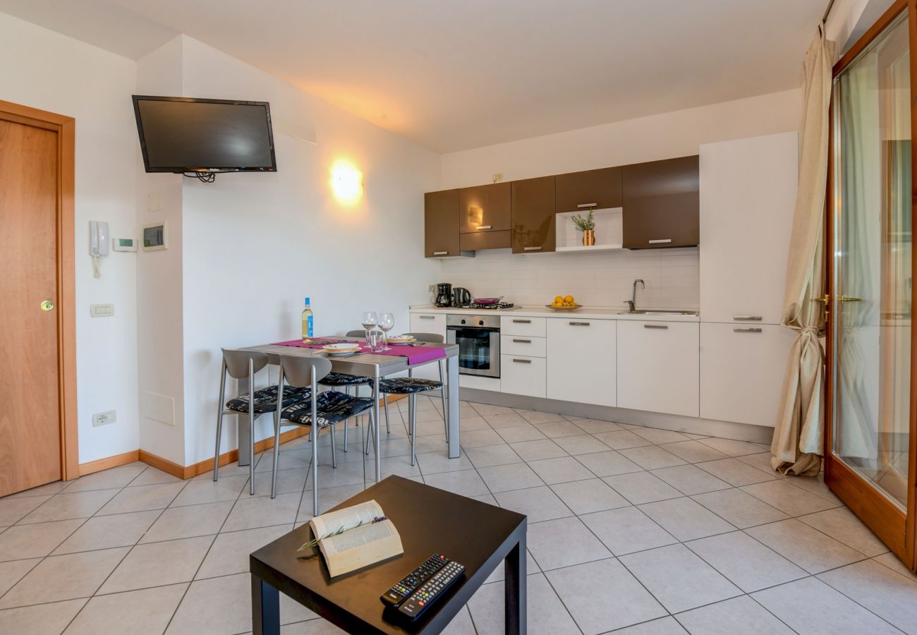 Ferienwohnung in Toscolano-Maderno - 6 Happiness by Garda FeWo