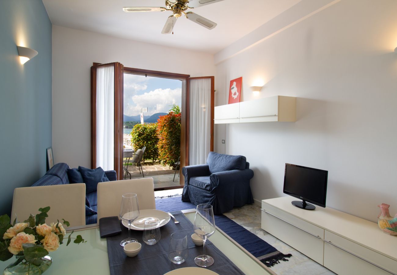 Ferienwohnung in Manerba del Garda - Lakefront Belvedere by Garda FeWo