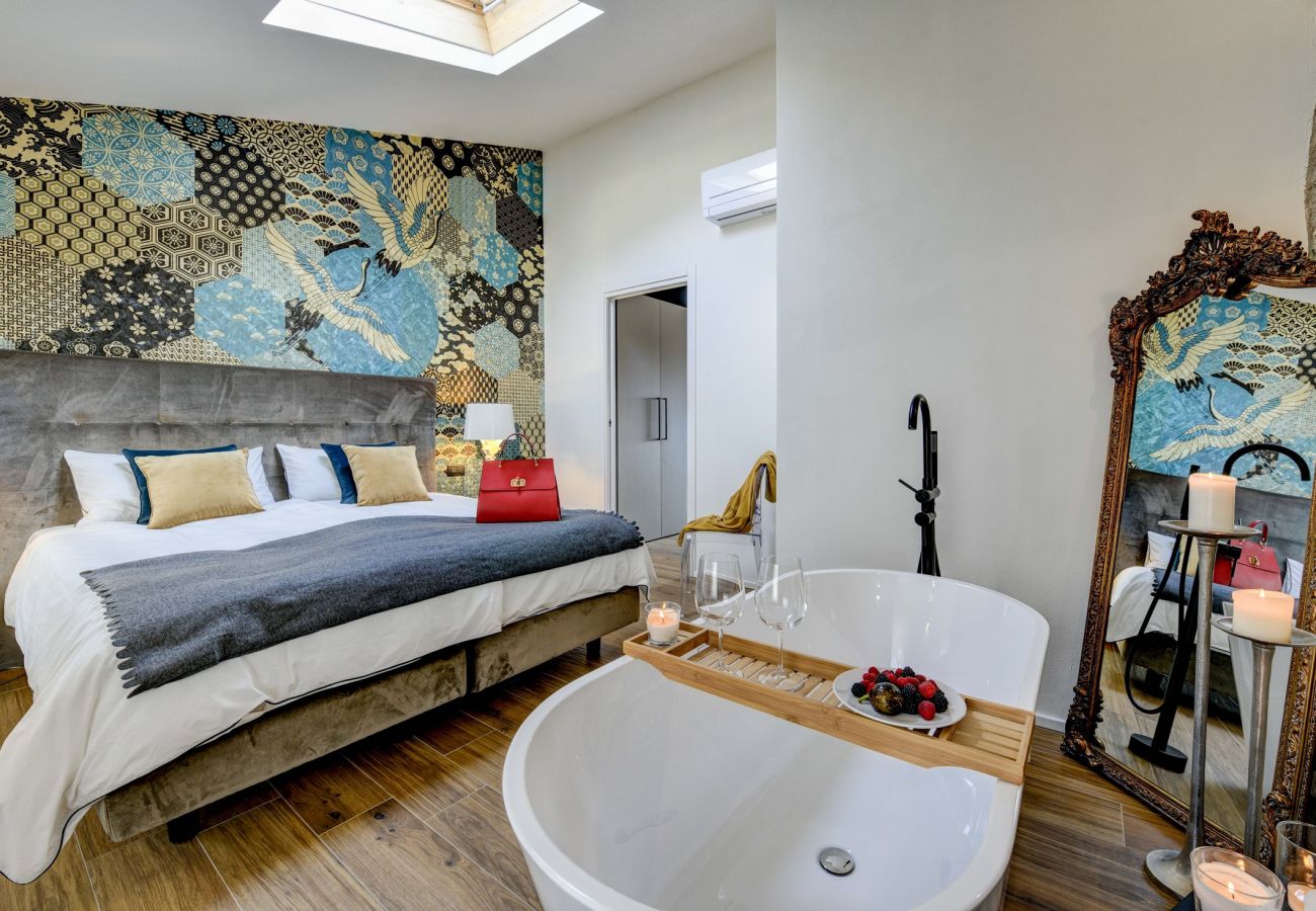 Ferienwohnung in Tignale - Il Vicolo Suite Apartments - La Piazzetta by Garda