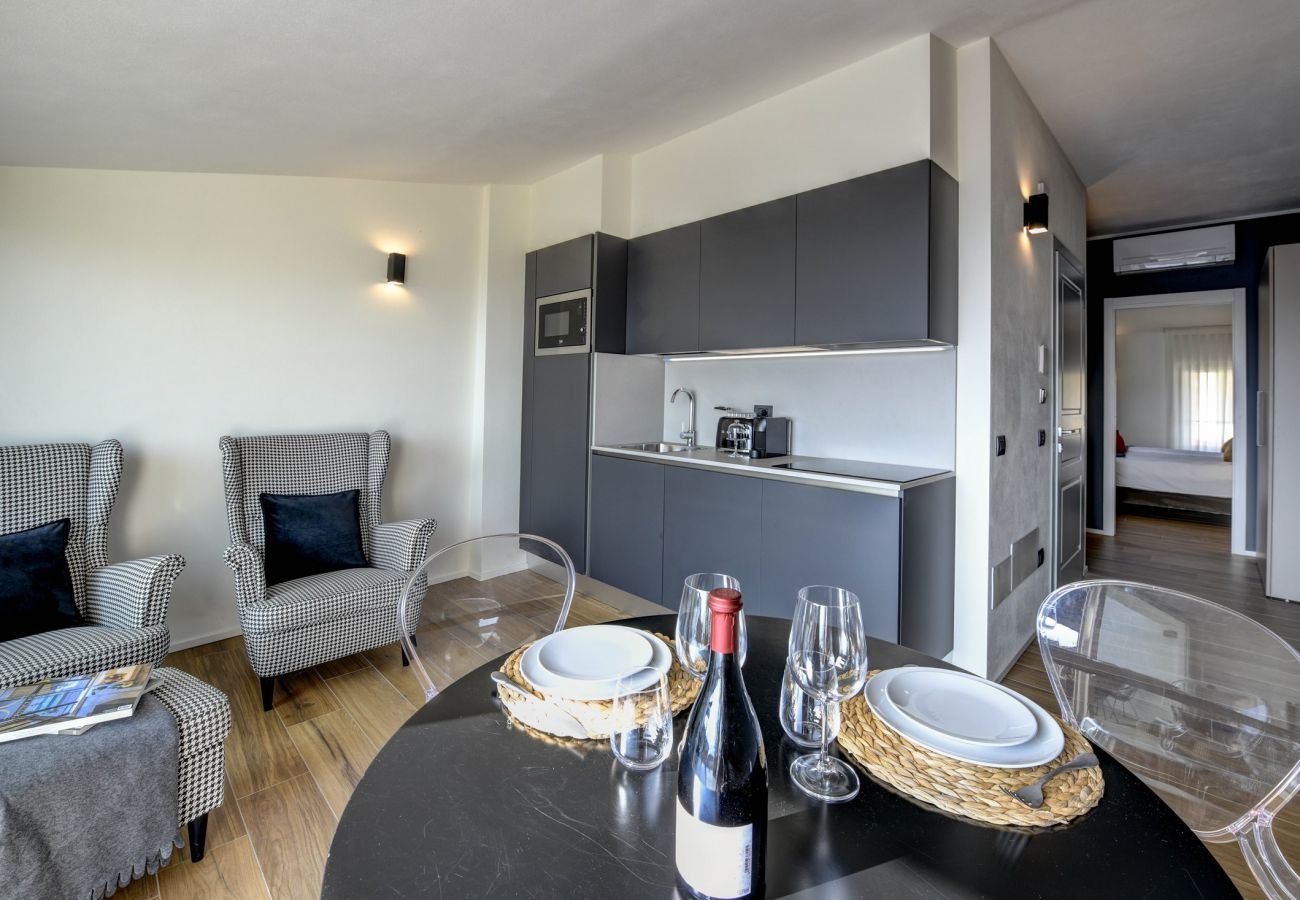 Ferienwohnung in Tignale - Il Vicolo Suite Apartments - La Piazzetta by Garda
