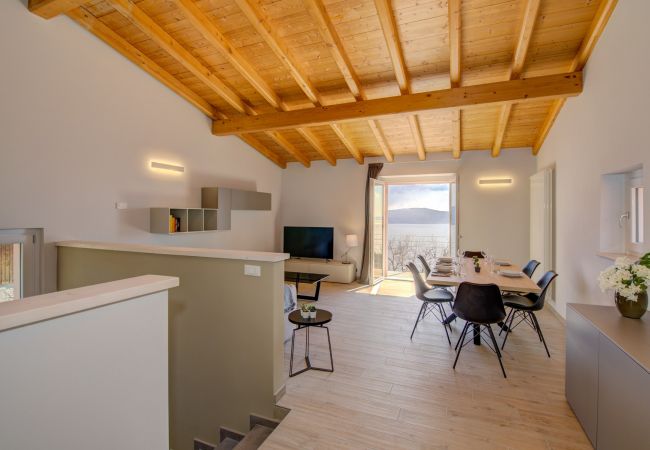 Villa in Toscolano-Maderno - Le Casette - Gargnà by Garda FeWo Villa in Toscolano-Maderno - Le Casette - Gargnà by Garda FeWo