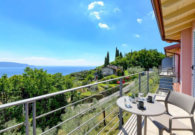 Villa in Toscolano-Maderno - Le Casette - Gargnà by Garda FeWo Villa in Toscolano-Maderno - Le Casette - Gargnà by Garda FeWo