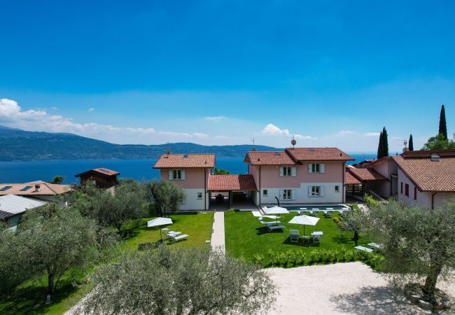 Villa in Toscolano-Maderno - Le Casette - Leccino by Garda FeWo Villa in Toscolano-Maderno - Le Casette - Leccino by Garda FeWo
