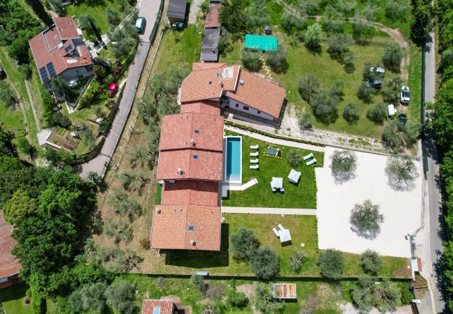 Villa in Toscolano-Maderno - Le Casette - Leccino by Garda FeWo Villa in Toscolano-Maderno - Le Casette - Leccino by Garda FeWo