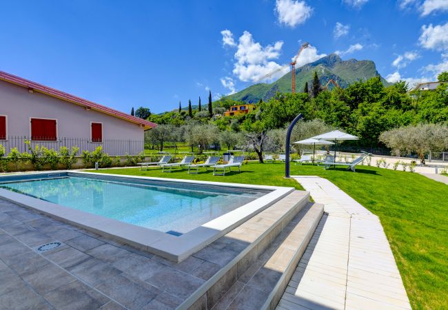 Villa in Toscolano-Maderno - Le Casette - Leccino by Garda FeWo Villa in Toscolano-Maderno - Le Casette - Leccino by Garda FeWo